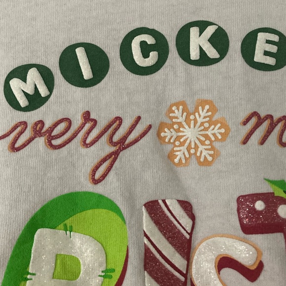 Disney Christmas Spirit Jersey 2019 size XS - Picture 10 of 12